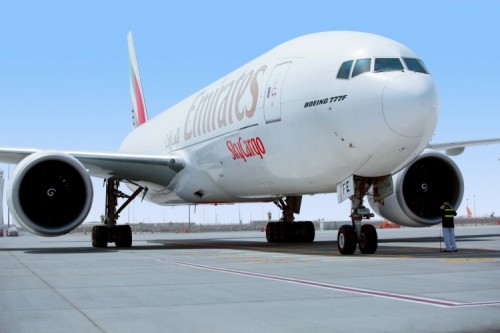 500_emiratesskycargofreighterforegroundmedres-3
