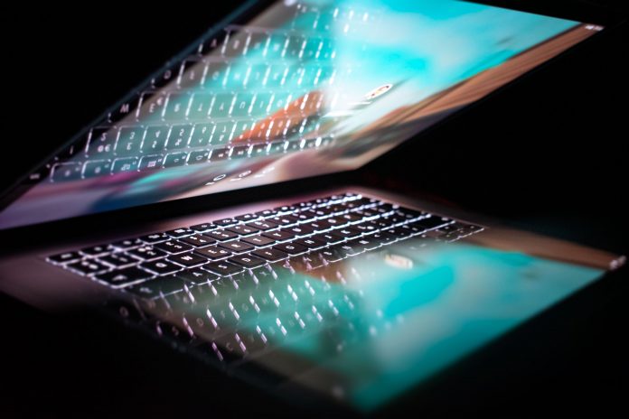 macbook-pro-3260626