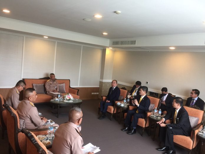TG113-THAI Confers with Royal Thai Navy to Move Forward on Utapao MRO Project(2)